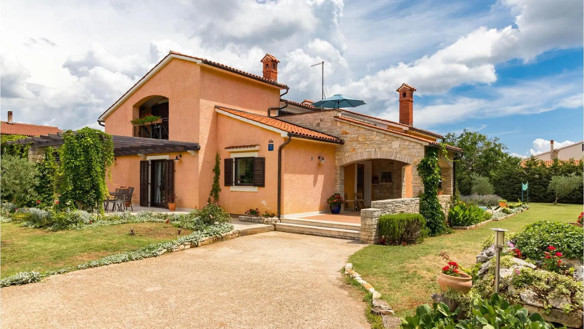 Stunning Home In Pula With Outdoor Swimming Pool Muntic Holiday home